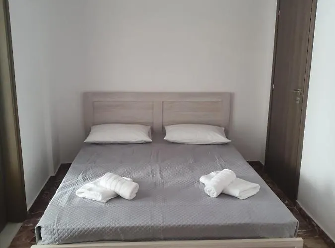 Апартаменты Callisto 2 Эрмуполис